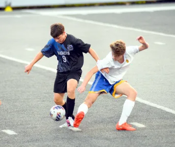 Huskies, Crusaders battle to tie in 'Friday Night Futbol'